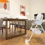 Elegant 2Br Apt Near Parliament, Self 24H Check-In