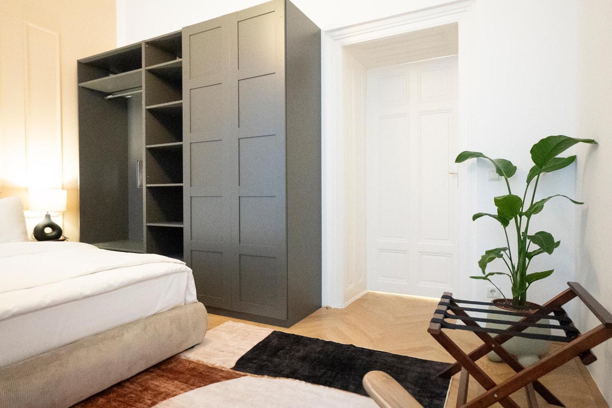 Apartment Elegant 2br Near Parliament, Self 24h Check-in