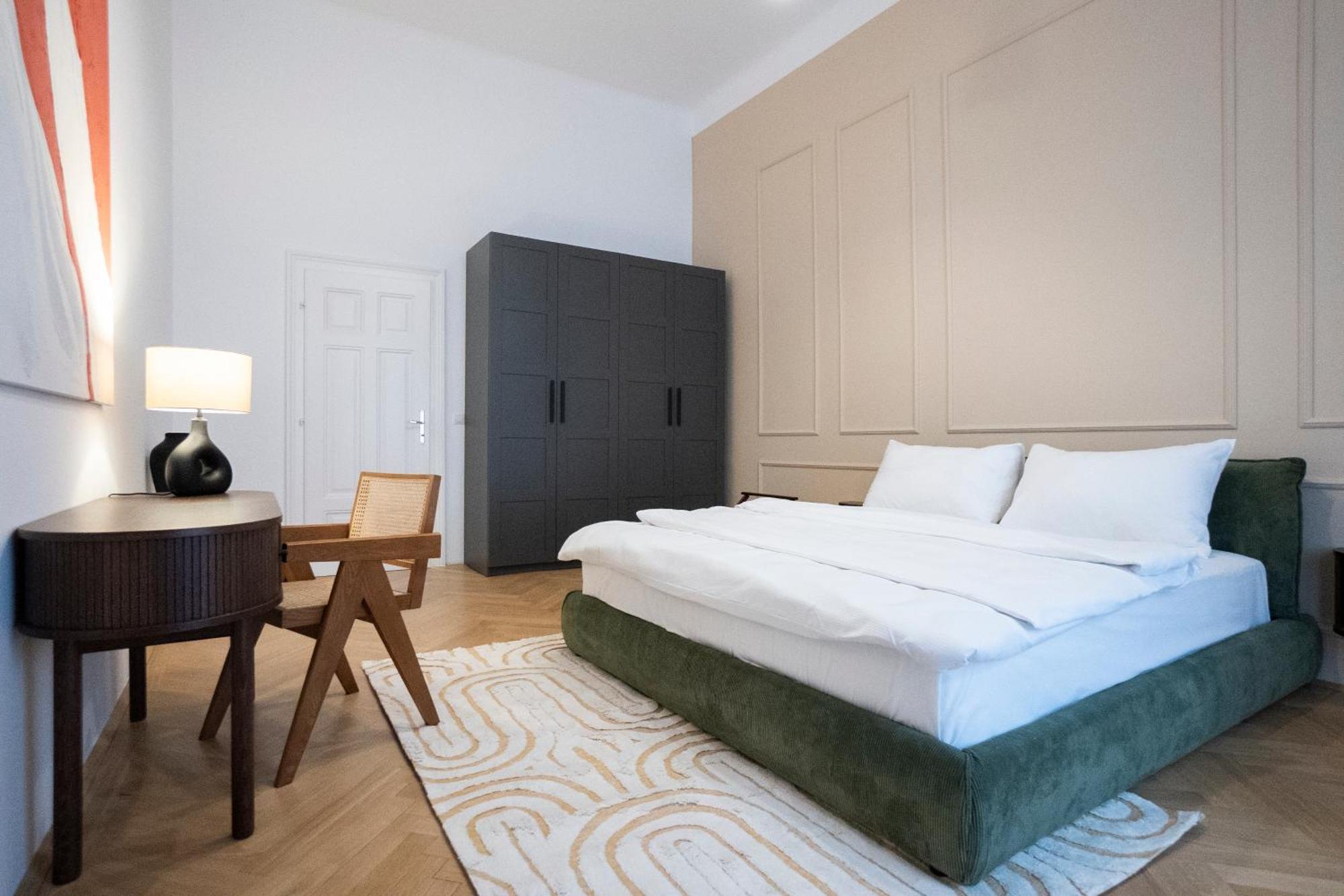 Elegant 2br Near Parliament, Self 24h Check-in Apartment Wien